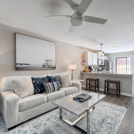 Appartement Stylish Haven New Walk To The Ocean Smart Tvs Wifi à Myrtle Beach Extérieur photo