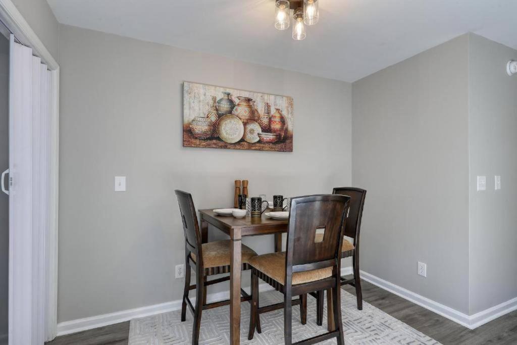 Appartement Stylish Haven New Walk To The Ocean Smart Tvs Wifi à Myrtle Beach Extérieur photo